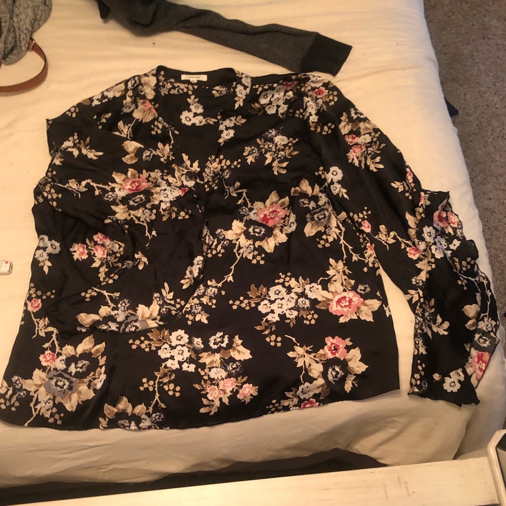 Maurice's top